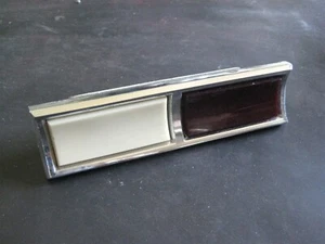 71 72 73 74 75 76 Cadillac Deville Eldorado Door Panel Courtesy Light Assembly - Picture 1 of 1