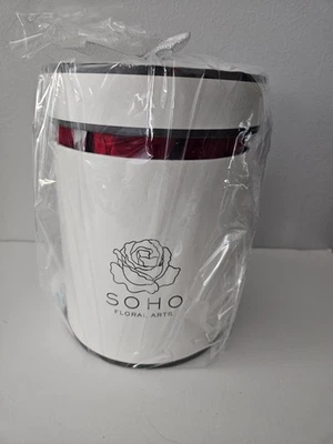 Flower Bouquet - 7 Real Red Roses  - Preserved Roses in a Round Box - Image 1 of 4
