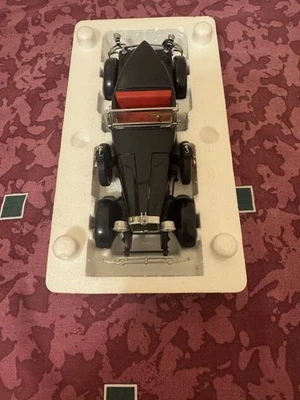 Danbury Mint 1:24 1927 Stutz Black Hawk Convertible Diecast Car MINT w/ Box - Image 1 of 4