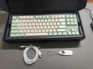 Drop ENTR Expressions Shinai Mechanical Keyboard TKL - Lightly Used With Box - Afbeelding 1 van 3