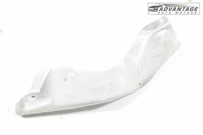 PINZA DE FRENO TRASERA IZQUIERDA VOLKSWAGEN PASSAT 2018-2020 SOPORTE MANGUERA OEM Foto 1 de 4