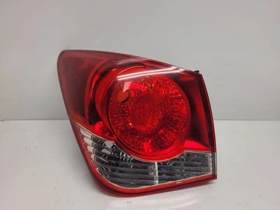 Luz trasera izquierda para conductores Chevrolet Cruze 2011-15 - cuarto de montaje Foto 1 de 4