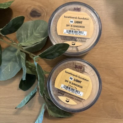 RARE LOT OF 2❗️i.d. bare Minerals Foundation 9g 0.3 Oz SPF 15 Light 1G - Image 1 of 3