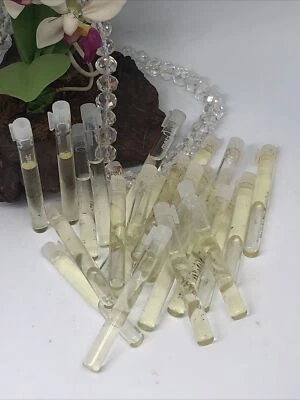 25 frascos de eau de parfum Mat Masaki Matsushima EDP para mujer - 0,03 oz - nuevos Foto 1 de 4