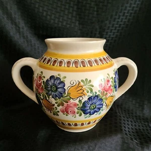 Hand Painted two-handled Vase floral design vintage Urn Pot signed 757 BD unknow - Picture 1 of 12
