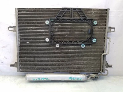 Condensador, ar condicionado 2115000554 Mercedes-Benz W219 CLS550 06-11 - Imagem 1 de 4