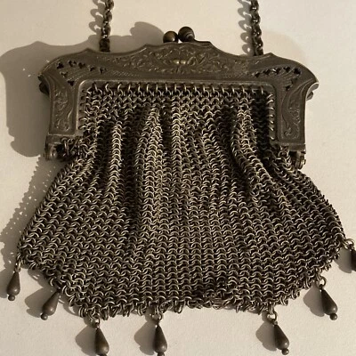 Cartera Antigua Art Deco G. Plata Perforada Corazones Florales y Marco de Hojas Borla Malla Foto 1 de 4