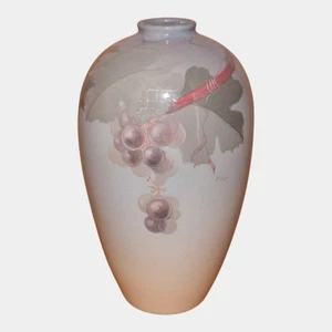 Weller Eocean Vintage Art Pottery Hand Painted Grape Vine Vase Roberts - Picture 1 of 7