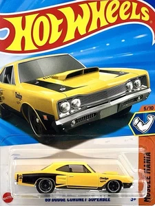 Hot Wheels 1969 DODGE CORONET SUPERBEE (great condition) Muscle Mania Yellow - Picture 1 of 2