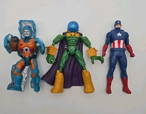 Konvolut 3 Actionfiguren 4”-10” | gemischte Marken & Figuren | Superhelden... - Bild 1 von 2