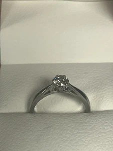 Platinum Diamond Ring 0.32ct - Picture 1 of 5
