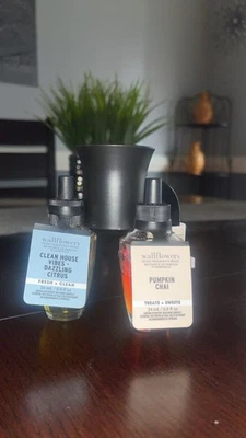 Bath & Body Works Wallflower Welcome Bundle - Image 1 of 4