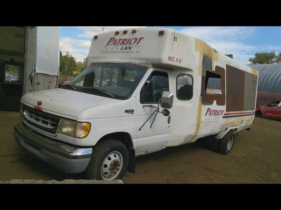 Compresor de aire acondicionado 8-445 para furgoneta Ford E350 97-00 6798143 Foto 1 de 4