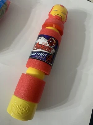 Marvel Avengers Iron Man 13" Splash Pumper Squirt Toy Foto 1 de 4