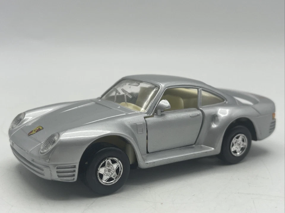 VTG MAJORETTE 2500 SERIES GRAND SPORT PORSCHE 959 SILVER DIECAST 1:34 - Image 1 of 4