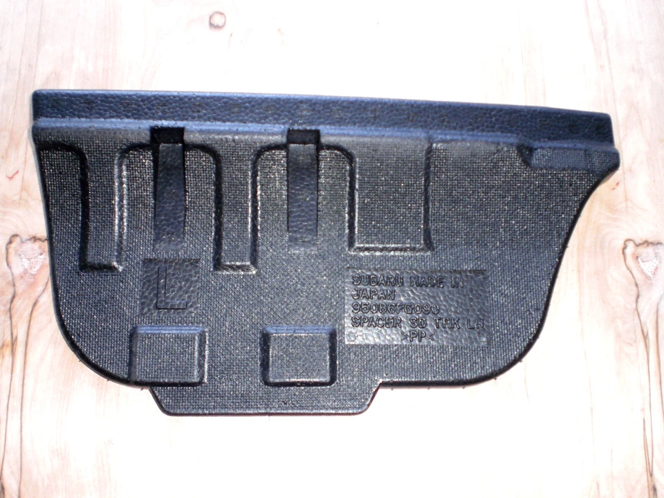 2009 Subaru Impreza WRX водитель багажник LH левой пены вставить седан OEM 2008-2011 - Изображение 1 из 1