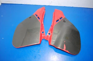 1989 89 CR250R CR500R OEM LEFT RIGHT SEAT NUMBER SIDE PLATE 83520-KS7-831ZA - Bild 1 von 10