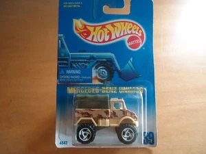  HOT WHEELS 1991 MERCEDES BENZ UNIMOG  ON  BLUE CARD #239 - Picture 1 of 2