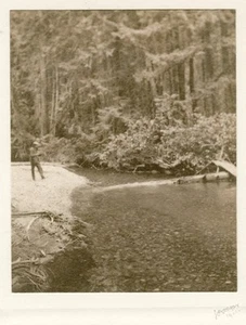 1911 Platinum Print Louis A Dyar Pictorialist Landscape with Man at Creek - Picture 1 of 2