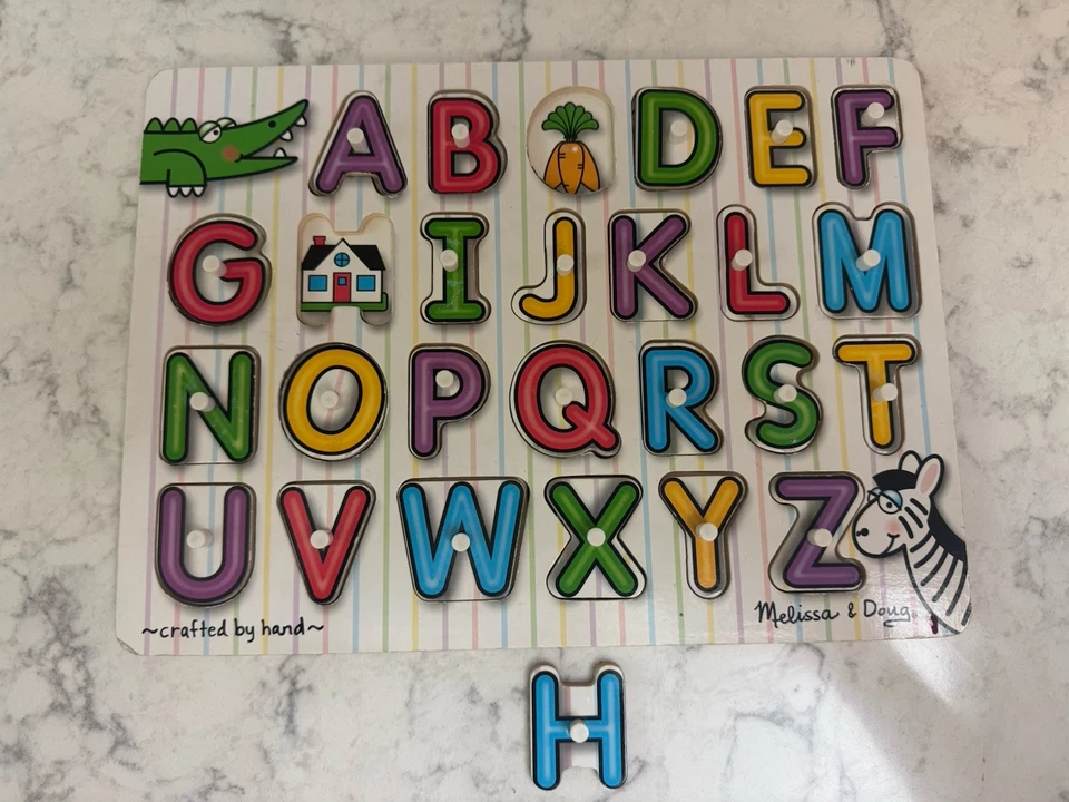 Melissa & Doug “Lift & See Peg Puzzle” Alphabet. Letter H Only - Image 1 of 1