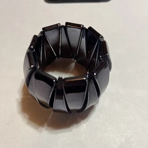 Shiny Black Chunky Lucite Plastic Stretch Bracelet Bangle - Picture 1 of 5