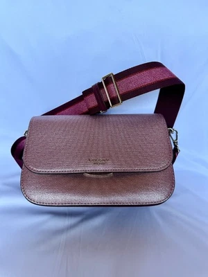 NUEVO CON ETIQUETAS-Kate Spade-Glitter Pink Buddie-Med Bolso de Hombro con Correa a Rayas, Bordes de Vino Foto 1 de 4