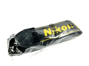 Genuine Nikon AN-DC6 1.5" Black/Yellow Neck/Shoulder Strap for Nikon D800 (New) - Picture 1 of 2