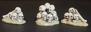 Lemax Spooky Town Halloween Village Pile O' Skulls 74584 Bones - Bild 1 von 8