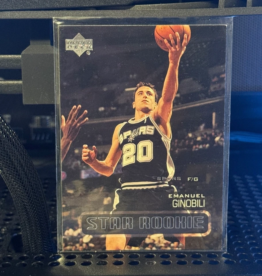 2002-03 Upper Deck - Star Rookie Manu Ginóbili #392 (RC) Foto 1 de 2