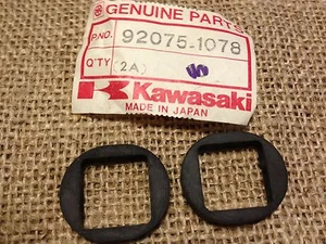 NOS Kawasaki Headlamp Damper QTY 2 1982-1999 KE100 KE125 KLT250 92075-1078 - Picture 1 of 1