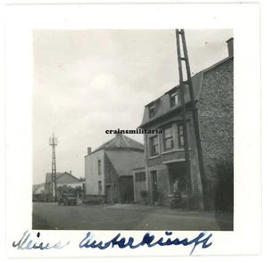Orig. Foto Pkw bei Quartier 72.ID Offizier in BIÈVRE Ardennen Belgien 1940 - Bild 1 von 1