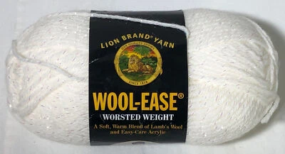 Lion Brand white yarn - Изображение 1 из 2