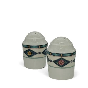 Pflatzgraff Crystaflora Salt Pepper Shakers Thailand Floral Diamond Stoppers VTG - Picture 1 of 14