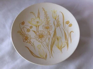 Royal China Enchanted Garden Vendome Dinner Plate Yellow Flowers MCM Retro VVPS - Picture 1 of 9
