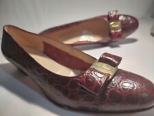 Salvatore Ferragamo Vara Bow Pumps Size 10 A3 Croc Style Leather Low Block Heels