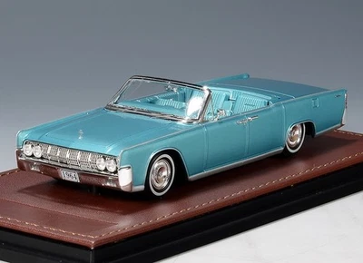 GLM STAMP 1/43: 1964 LINCOLN CONTINENTAL OPEN CONVERTIBLE. TURQUOISE. LTD: 109. - Image 1 of 4