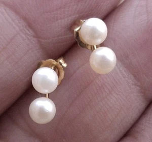 Small Cute 14K Solid Yellow Gold Two Pearls Stud Earrings 4 mm 0.79 gr - Picture 1 of 10