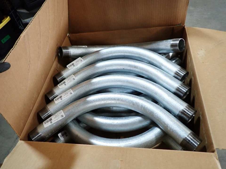 NUEVO - Codo rígido galvanizado Wheatland 90 grados 1-1/2" E-32152-C *Caja de 15* Foto 1 de 4