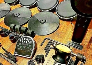 ALESIS DM6 ERSATZTEILE für ELEKTRONISCHES TROMMELKIT. SNARE TOM CYMBAL MODUL WEBSTUHL - Bild 1 von 47