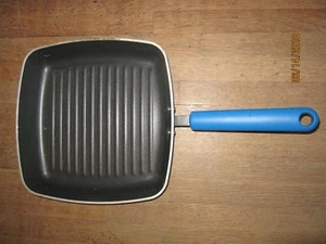 Blaue quadratische teflonbeschichtete Grillplatte - Bild 1 von 2