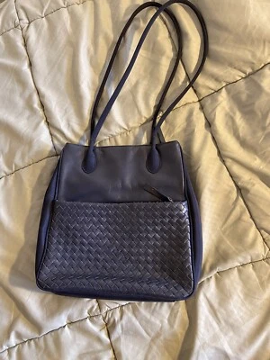 Сумочка наплечная черная Laura Scott 2 секции застежки и молнии с внутренним и внешним карманом - Изображение 1 из 4