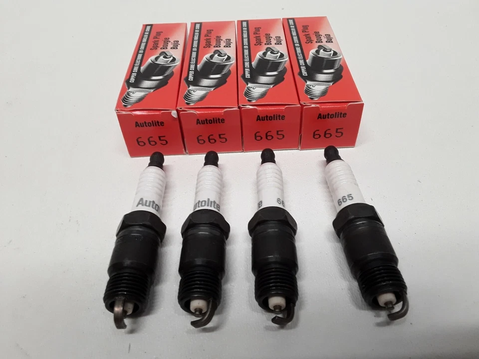 Spark Plug Resistor Autolite 665 / FOR Buick,Chevrolet,Oldsmobile,Pontiac 4pcs - Imagem 1 de 3