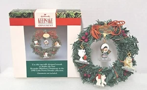 Vintage Hallmark Little Frosty Friends Erinnerungskranz mit 4 Mini Weihnachtsschmuck  - Bild 1 von 4