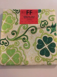 Metric Flat Fat Fabric 100% Cotton 49 cm x 52 cm - Clover - Picture 1 of 1