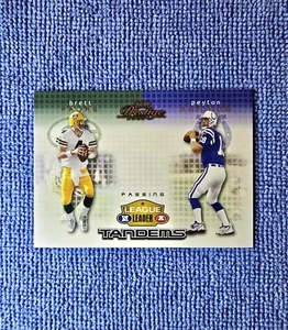2002 Playoff Prestige #LL2 Peyton Manning / Brett Favre League Leader Colts  - Bild 1 von 2
