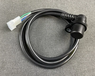 NEW GENUINE APRILIA ETV1000 CAPONORD 2001-2007 SPEEDOMETER SENSOR CPL. AP8124985 - Image 1 of 3