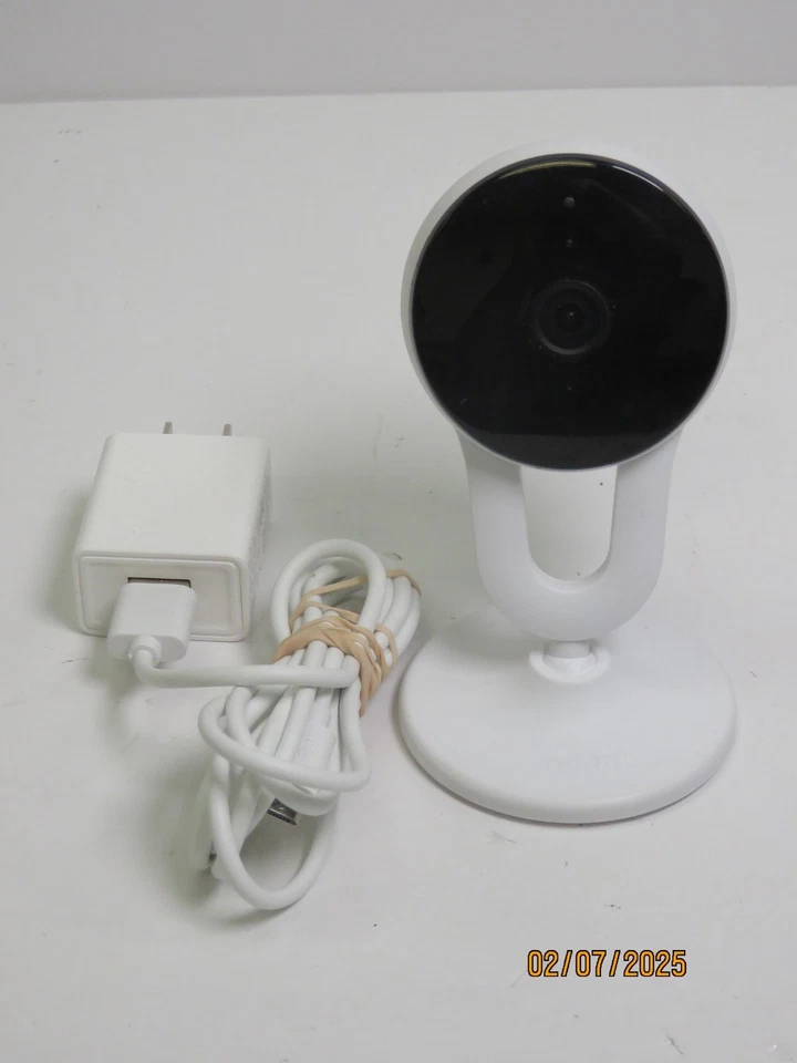 D-LINK DCS-8300LHV2 FULL HD WIFI CAMERA (U310114000556) [DJ336] - Image 1 of 4