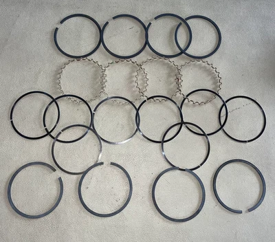 Grant Engine Piston Rings (STD) - 1174 / 6726 - For Volvo 122, 142, 144 & More - Image 1 of 4