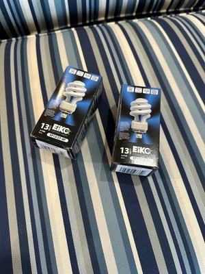 EiKO SP13/27-4P lâmpada fluorescente compacta 4 pinos 13 Watts **NOVO** NA CAIXA - Imagem 1 de 4