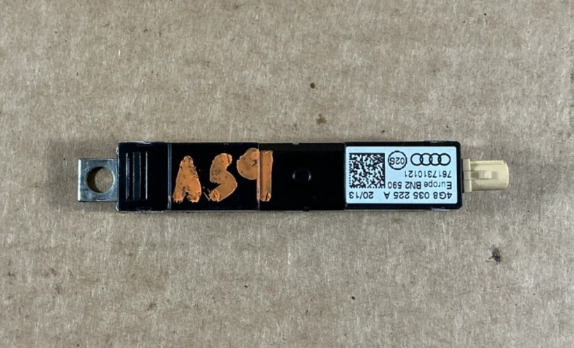 2012-2018 Audi A7 Quattro Amplifier Left Lower Antenna Booster Module OEM - Image 1 of 4